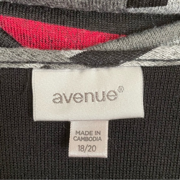 Avenue Women's 3/4 Sleeve Scoop Neck Top with Scarf Grey Black Red Size 18/20 - Picture 8 of 10